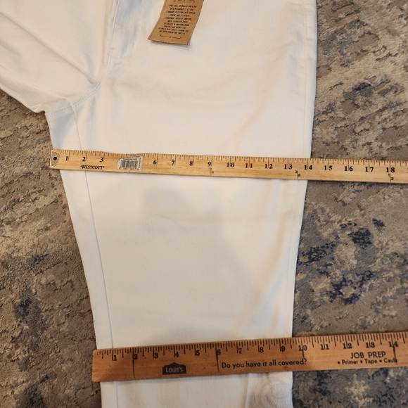 NWT Coldwater Creek Embroidered White Ankle Stretch Denim Jeans Size 20 - Picture 4 of 16
